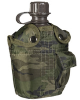 Mil-Tec Manierka 1L z Pokrowcem Woodland